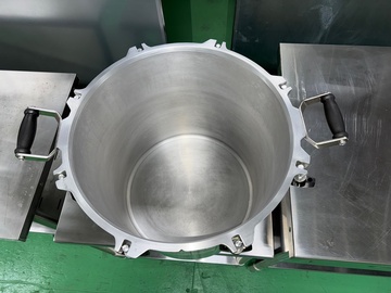 中古品 アルミ製 圧力鍋#941 約40L 41.5Q イメージ2