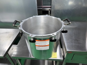 中古品 アルミ製 圧力鍋#941　約40L 41.5Q イメージ3